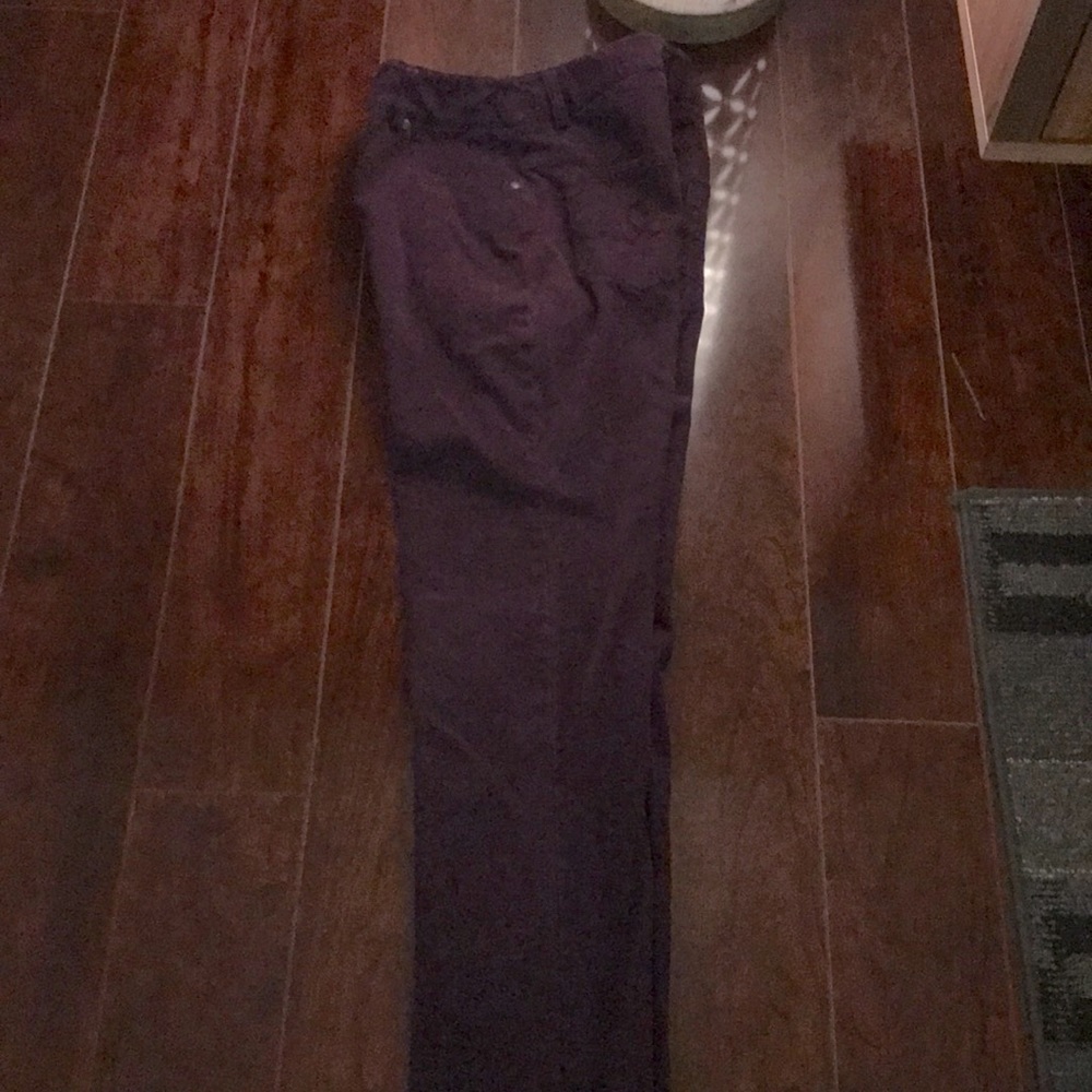 Stretch plum jeans